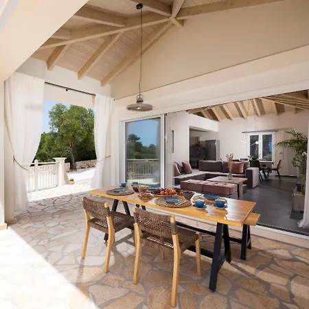 Ionian Mansion Villa *