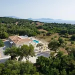 Ionian Mansion By Vintage Travel 别墅 *